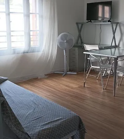 Vue Chateau 100m Etang, Et Halles Lägenhet *